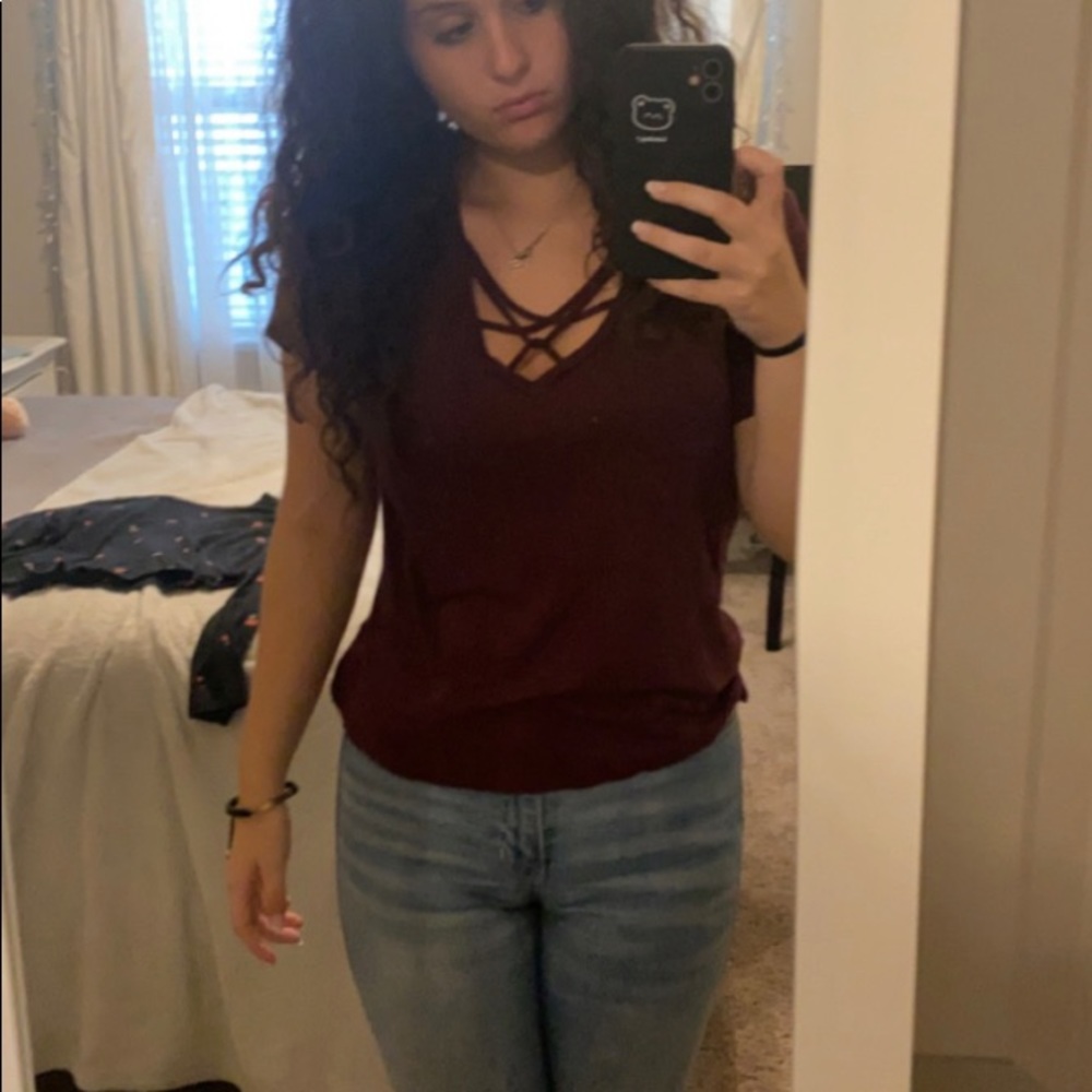 Soft Aero Girl Tee with V Section